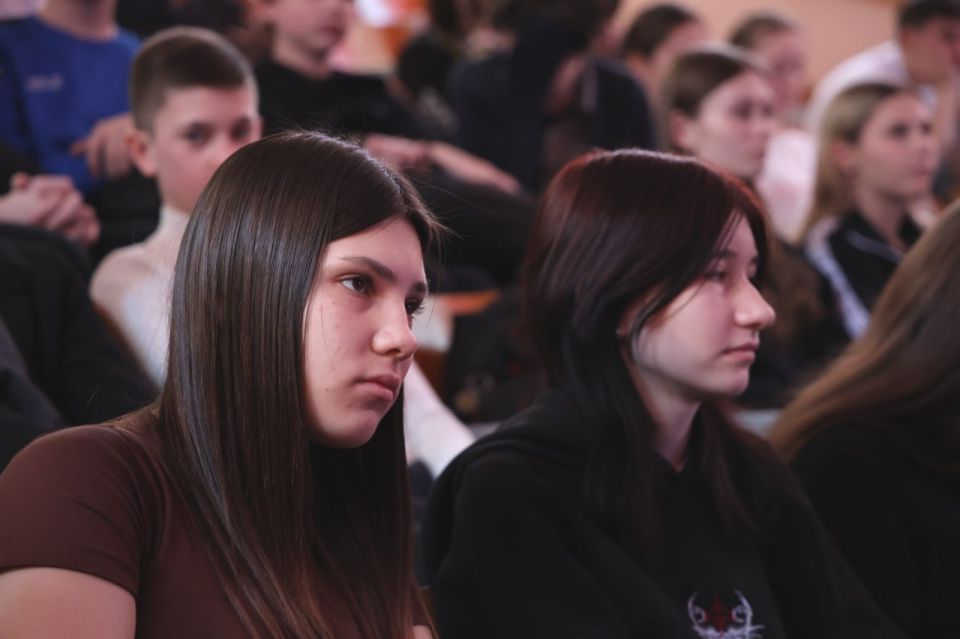 Молодежь – будущее Республики! Молодежь – будущее Республики!