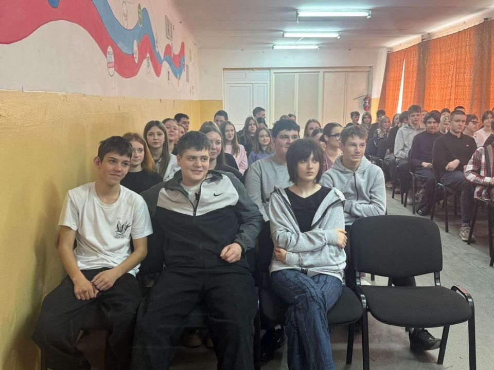 20.03.2026 г. В ГБОУ «Школа №6 Амвросиевского м.о.» состоялась встреча, посвящённая популяризации всероссийской волонтёрской платформы «Добро.ру» 20.03.2026 г. В ГБОУ «Школа №6 Амвросиевского м.о.» состоялась встреча, посвящённая популяризации всероссийской волонтёрской платформы «Добро.ру»