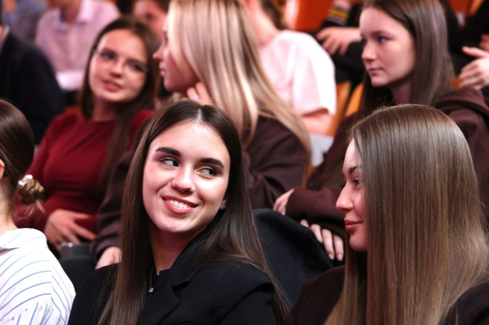 Молодежь – будущее Республики! Молодежь – будущее Республики!