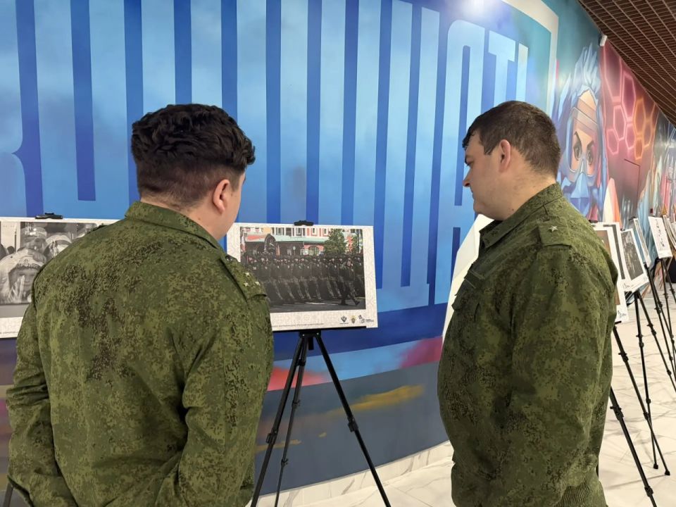 В ДНР сотрудники Следственного комитета организовали фотовыставку по итогам конкурса «Русская цивилизация» В ДНР сотрудники Следственного комитета организовали фотовыставку по итогам конкурса «Русская цивилизация»