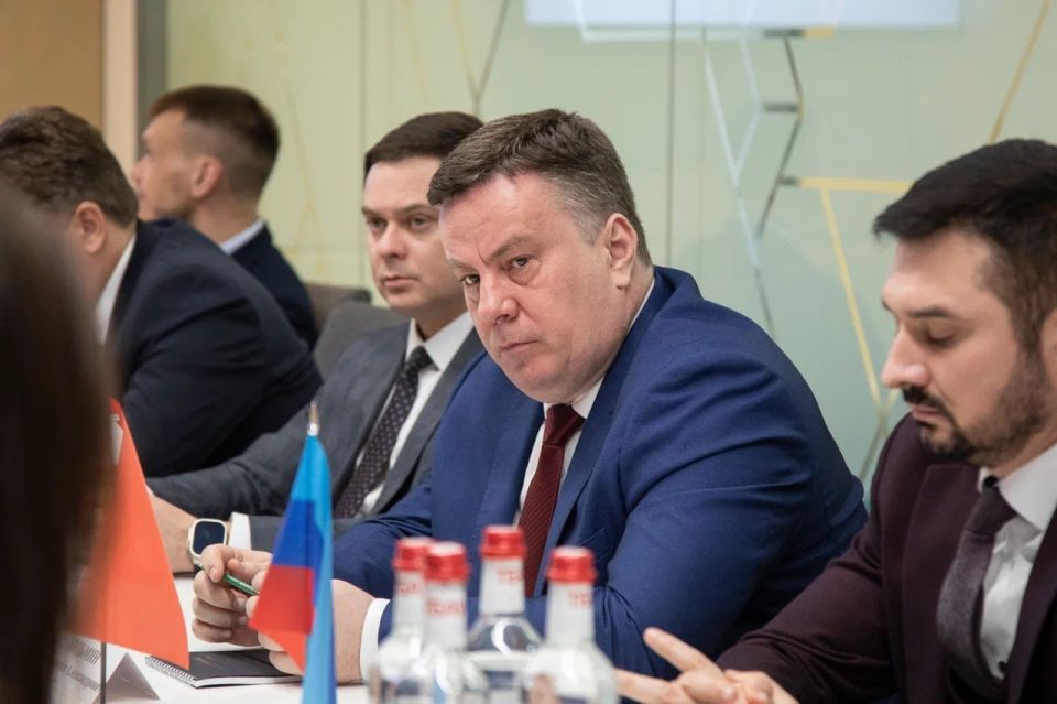 Константин Кузьмин: Вместе с коллегами внимательно ознакомились с опытом Воронежской области в поддержке инвесторов Константин Кузьмин: Вместе с коллегами внимательно ознакомились с опытом Воронежской области в поддержке инвесторов