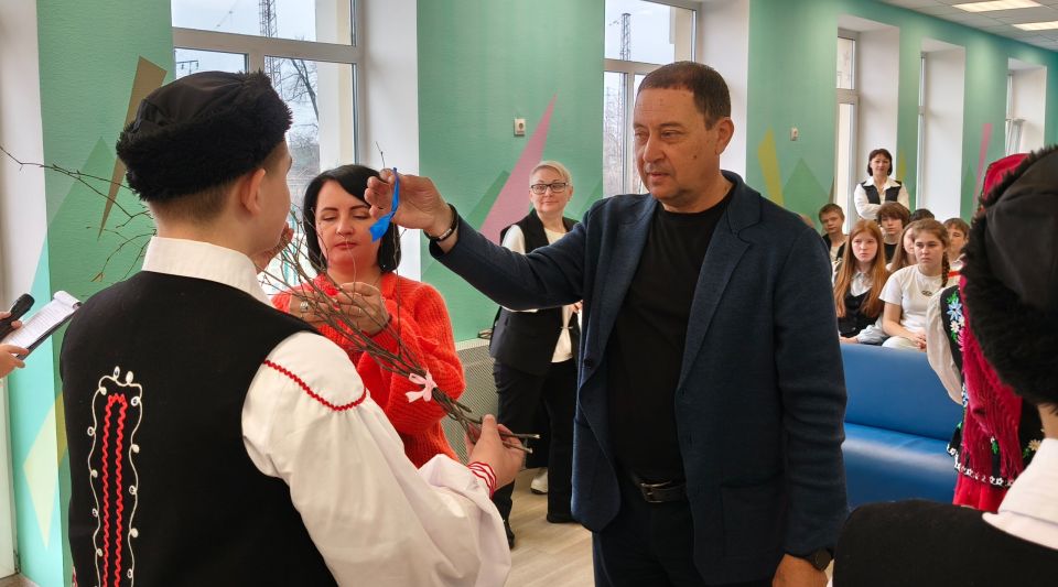 Константин Зинченко: Старт марафону фестивалей в школах Волновахского муниципального округа Константин Зинченко: Старт марафону фестивалей в школах Волновахского муниципального округа