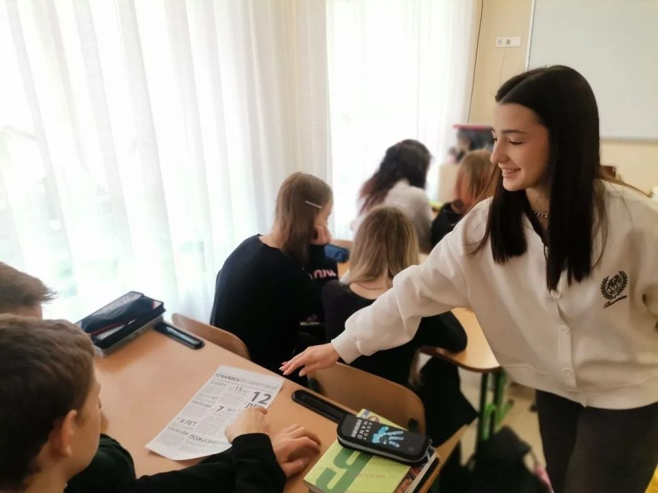 В рамках реализации проекта ВПП «Единая Россия», «Крепкая семья», с целью разъяснения законодательства Российской Федерации, устанавливающего уголовную и административную ответственность за преступления в сфере незаконного... В рамках реализации проекта ВПП «Единая Россия», «Крепкая семья», с целью разъяснения законодательства Российской Федерации, устанавливающего уголовную и административную ответственность за преступления в сфере незаконного...