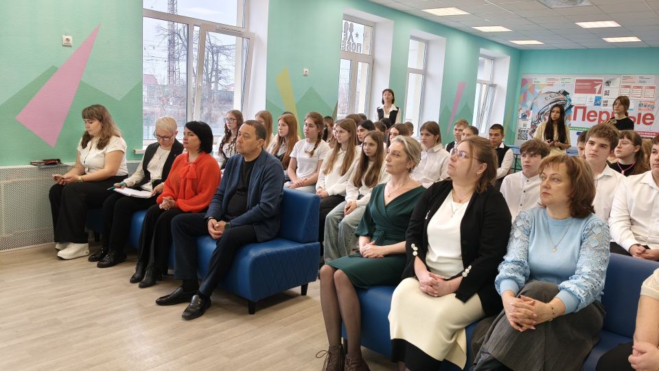 Константин Зинченко: Старт марафону фестивалей в школах Волновахского муниципального округа Константин Зинченко: Старт марафону фестивалей в школах Волновахского муниципального округа