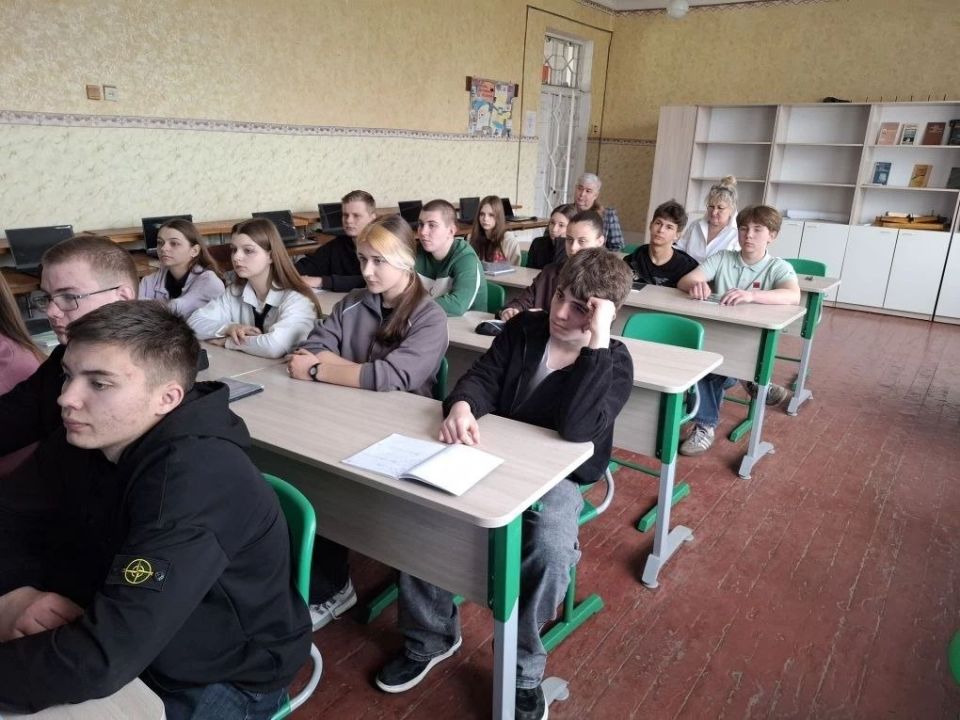 Безопасность в сети: учим молодежь цифровой гигиене Безопасность в сети: учим молодежь цифровой гигиене