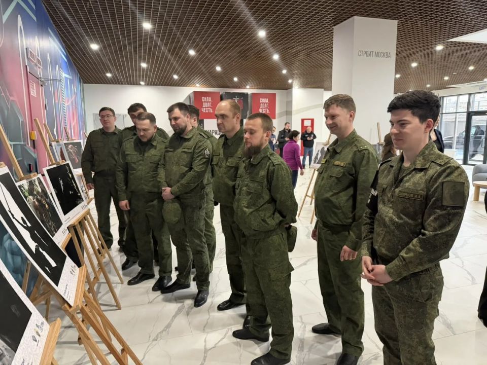 В ДНР сотрудники Следственного комитета организовали фотовыставку по итогам конкурса «Русская цивилизация» В ДНР сотрудники Следственного комитета организовали фотовыставку по итогам конкурса «Русская цивилизация»