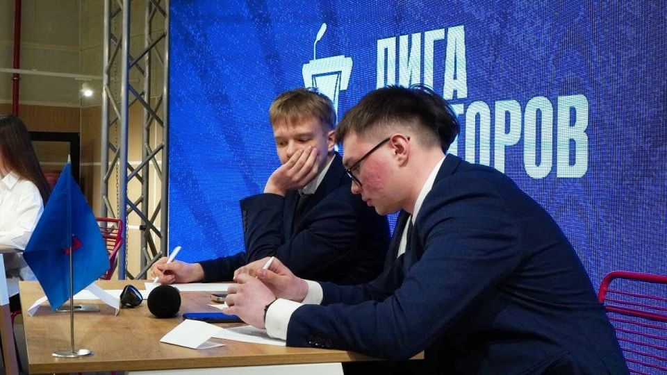 Говорили, убеждали, вдохновляли: в молодежном центре прошёл конкурс ораторов Говорили, убеждали, вдохновляли: в молодежном центре прошёл конкурс ораторов
