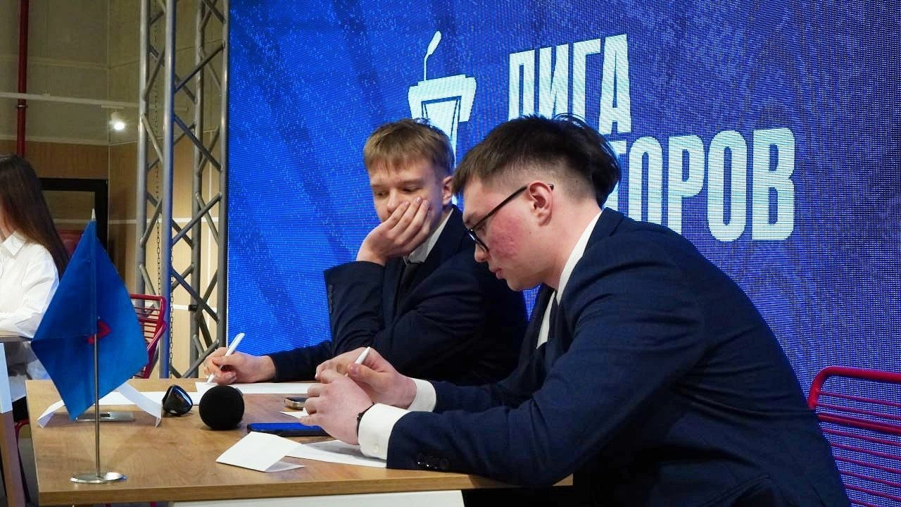 Говорили, убеждали, вдохновляли: в молодежном центре прошёл конкурс ораторов Говорили, убеждали, вдохновляли: в молодежном центре прошёл конкурс ораторов