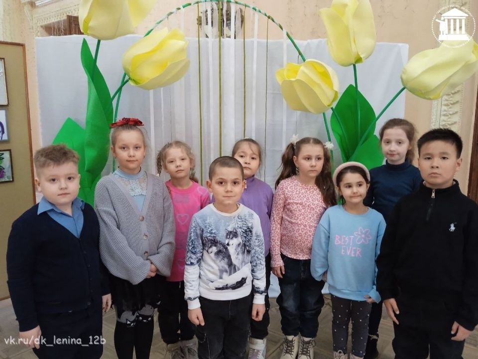 В Старобешевском округе прошла выставка прикладного искусства В Старобешевском округе прошла выставка прикладного искусства