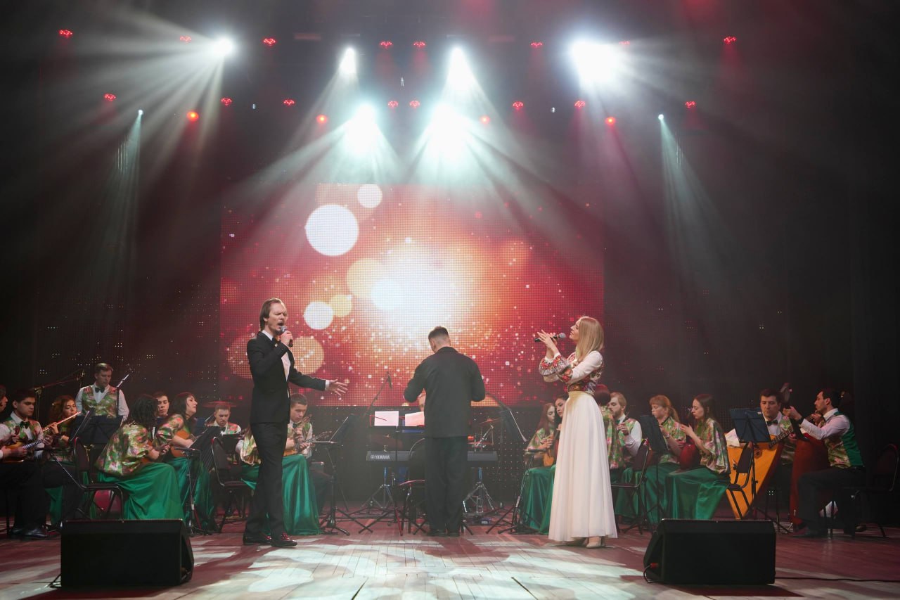 В Донецке чествовали работников культуры В Донецке чествовали работников культуры