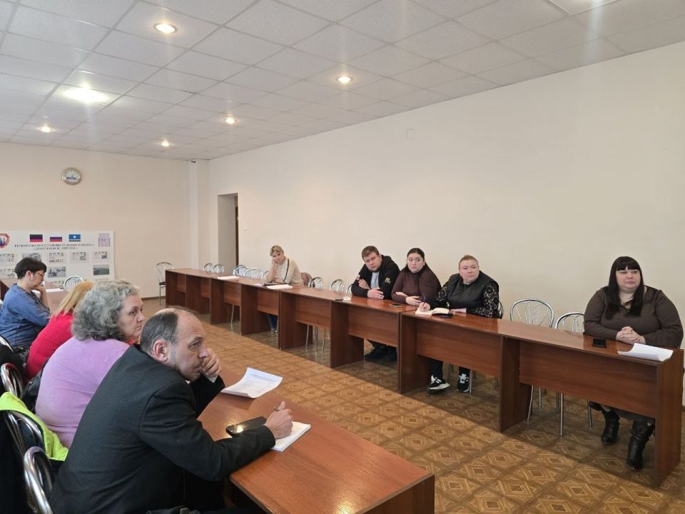 Состоялось очередное заседание политического совета «Единой России» Докучаевска Состоялось очередное заседание политического совета «Единой России» Докучаевска
