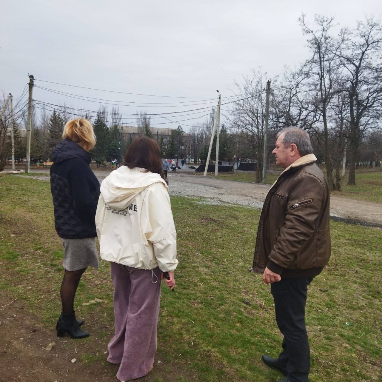 Сергей Назаров провел осмотр придомовых и общественных территорий в Кировском