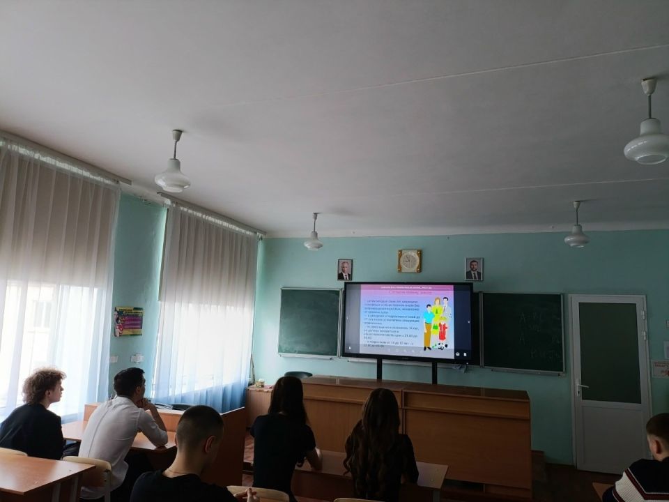 В Ждановке поговорили о мотоциклах и ответственности В Ждановке поговорили о мотоциклах и ответственности