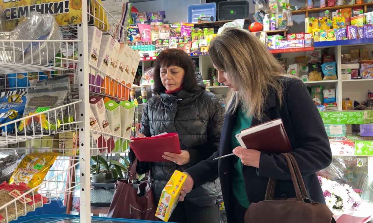 Наталья Великодная: В рамках проекта Единой России Народный контроль Тельмановского округа совместно с отделом стратегического развития и планирования администрации округа провели проверку в пгт