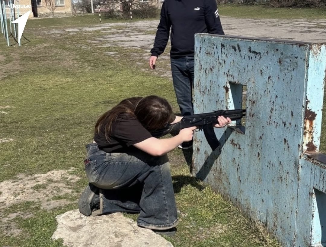 Школьники Комсомольской школы №5 прошли отборочный этап игры «Зарница 2.0» Школьники Комсомольской школы №5 прошли отборочный этап игры «Зарница 2.0»