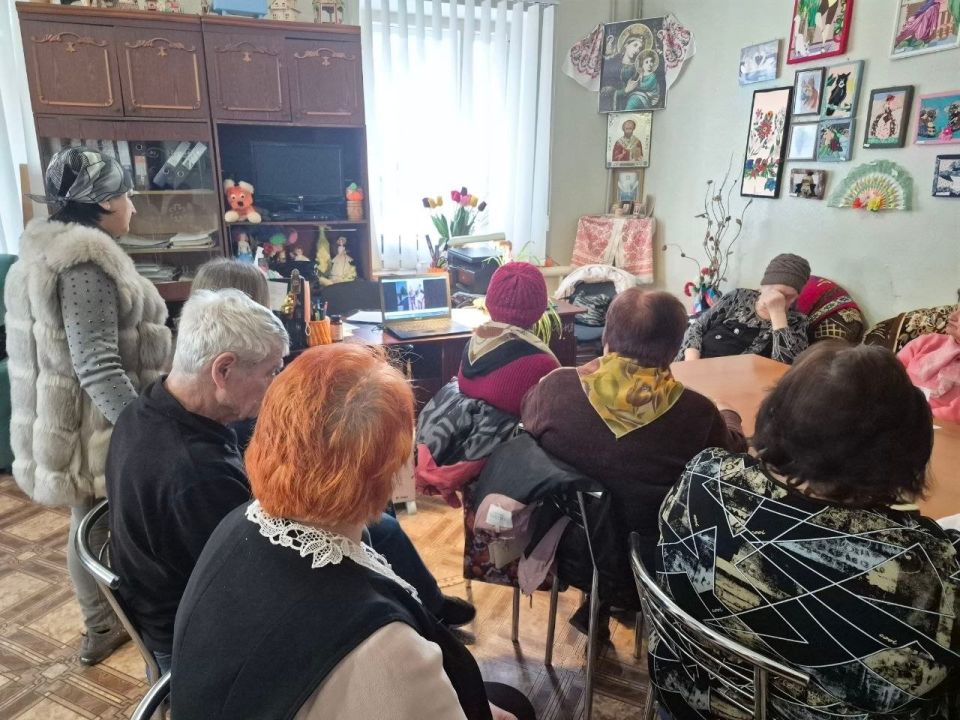 В Старобешевском округе прошло мероприятие посвященная литературе и поэзии В Старобешевском округе прошло мероприятие посвященная литературе и поэзии