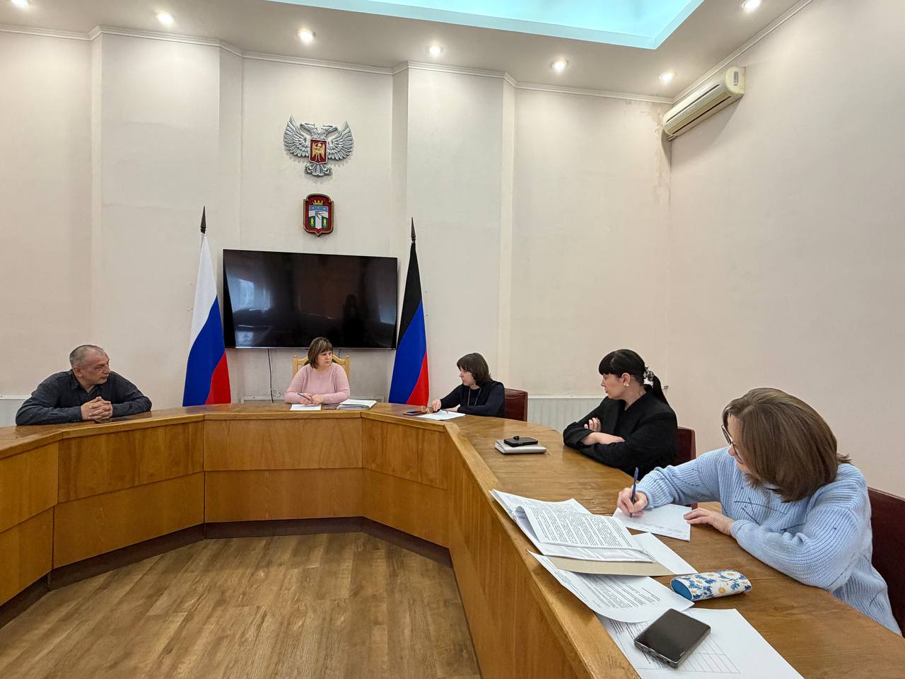 26 марта Администрации округа состоялось первое в текущем году заседание рабочей группы межведомственной комиссии по противодействию нелегальной занятости на территории Тельмановского муниципального округа 26 марта Администрации округа состоялось первое в текущем году заседание рабочей группы межведомственной комиссии по противодействию нелегальной занятости на территории Тельмановского муниципального округа