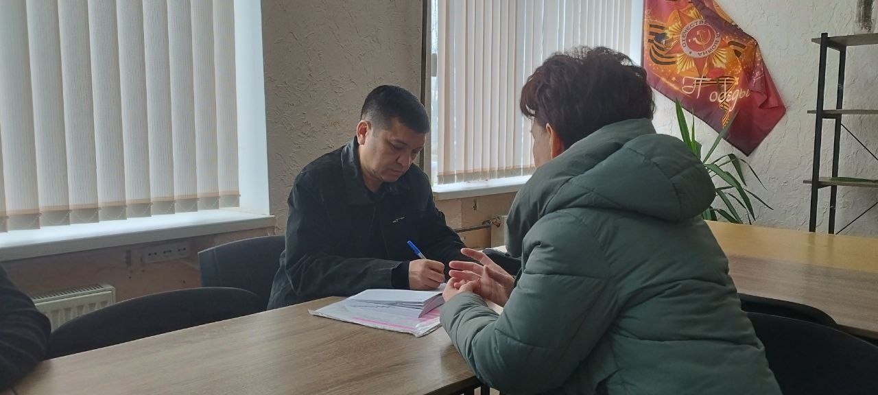 Сегодня Председатель Тельмановского муниципального совета Дмитрий Липчанский принял участие в выездной администрации в с. Гранитное Сегодня Председатель Тельмановского муниципального совета Дмитрий Липчанский принял участие в выездной администрации в с. Гранитное