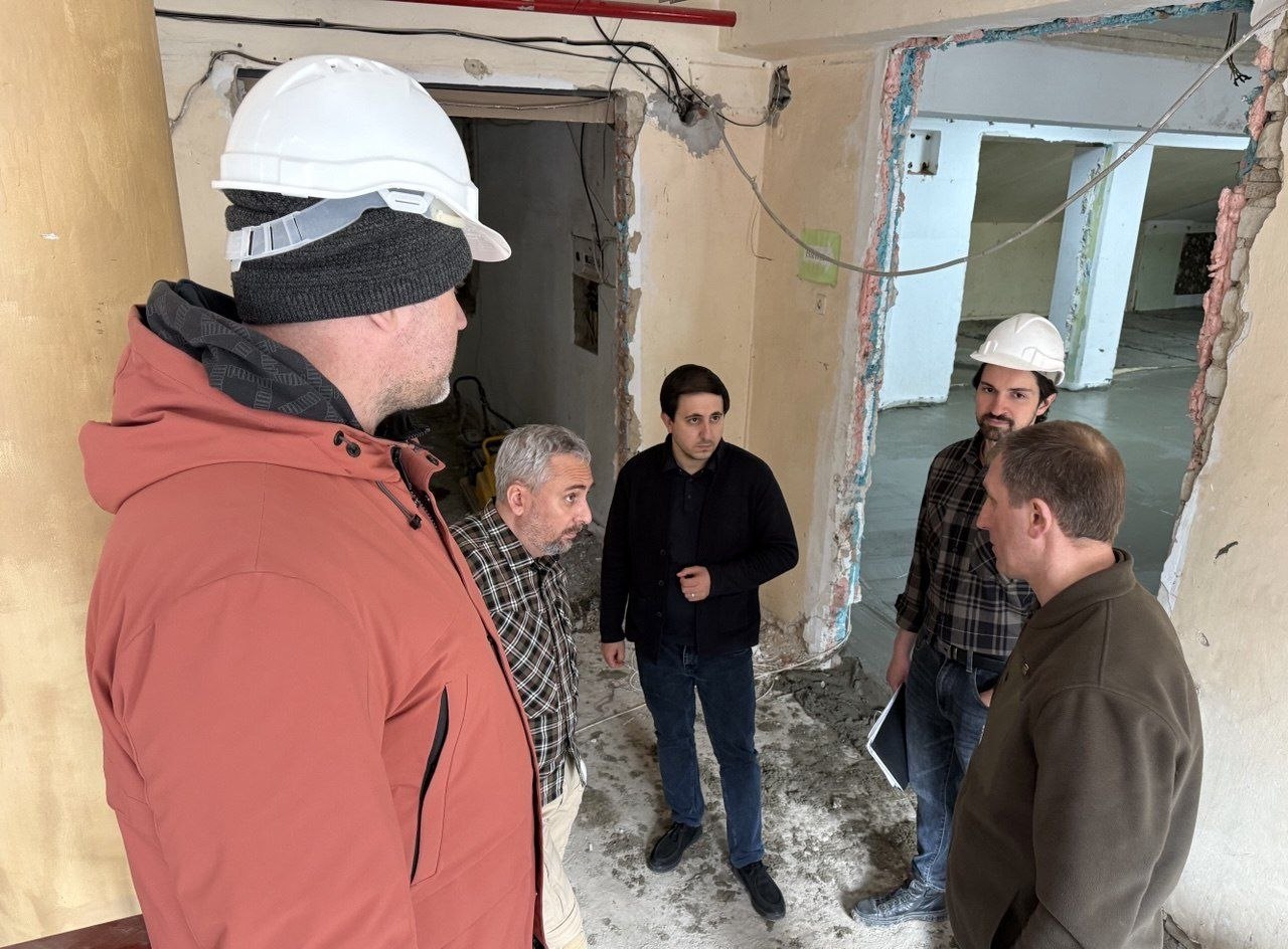 Александр Шатов: Проверил ход восстановления Ждановского Центра культуры и досуга Александр Шатов: Проверил ход восстановления Ждановского Центра культуры и досуга