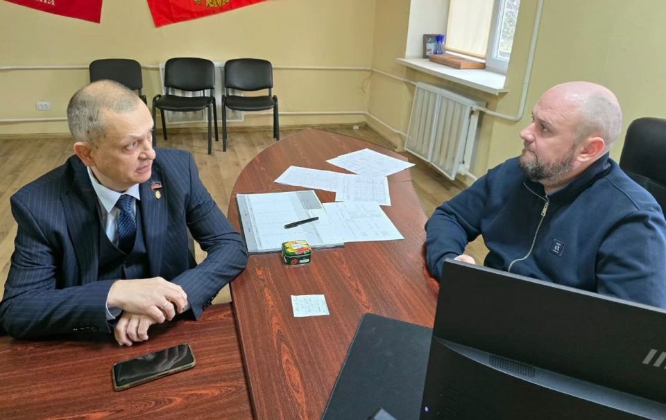 Прием граждан и обсуждение социальных вопросов в Харцызске Прием граждан и обсуждение социальных вопросов в Харцызске