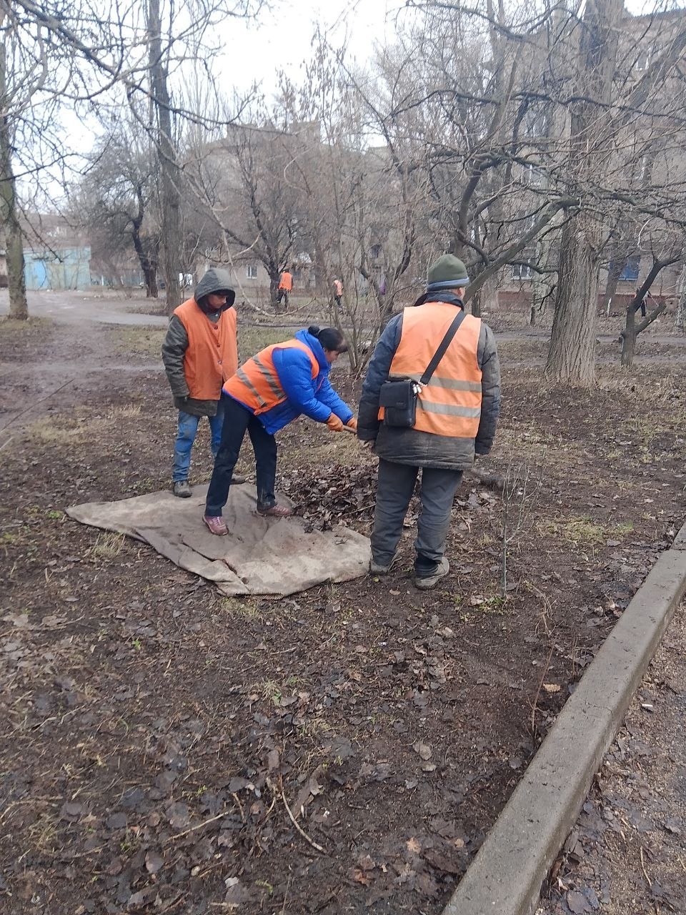Роман Конев: МУНИЦИПАЛЬНОЕ УНИТАРНОЕ ПРЕДПРИЯТИЕ «УПРАВЛЯЮЩАЯ КОМПАНИЯ ГОРОДА ГОРЛОВКА» АДМИНИСТРАЦИИ ГОРОДСКОГО ОКРУГА ГОРЛОВКА и ГОРЛОВСКИЙ ФИЛИАЛ ЕДИНОГО РЕГИОНАЛЬНОГО ФОНДА ПО УПРАВЛЕНИЮ МНОГОКВАРТИРНЫМИ ДОМАМИ НА... Роман Конев: МУНИЦИПАЛЬНОЕ УНИТАРНОЕ ПРЕДПРИЯТИЕ «УПРАВЛЯЮЩАЯ КОМПАНИЯ ГОРОДА ГОРЛОВКА» АДМИНИСТРАЦИИ ГОРОДСКОГО ОКРУГА ГОРЛОВКА и ГОРЛОВСКИЙ ФИЛИАЛ ЕДИНОГО РЕГИОНАЛЬНОГО ФОНДА ПО УПРАВЛЕНИЮ МНОГОКВАРТИРНЫМИ ДОМАМИ НА...