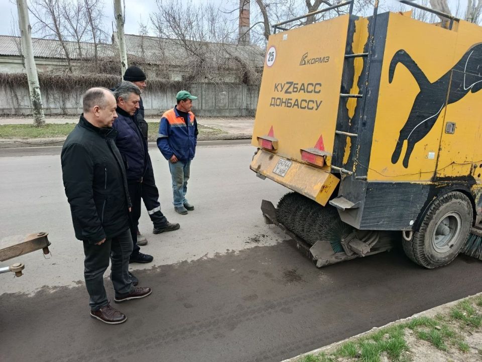 Иван Приходько: В Горловке состоялось мероприятие в рамках проекта Единой России «Безопасные дороги» Иван Приходько: В Горловке состоялось мероприятие в рамках проекта Единой России «Безопасные дороги»