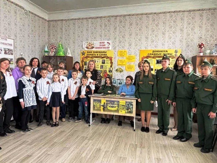 В Шахтерском округе открыли еще одну Парту Героя В Шахтерском округе открыли еще одну Парту Героя