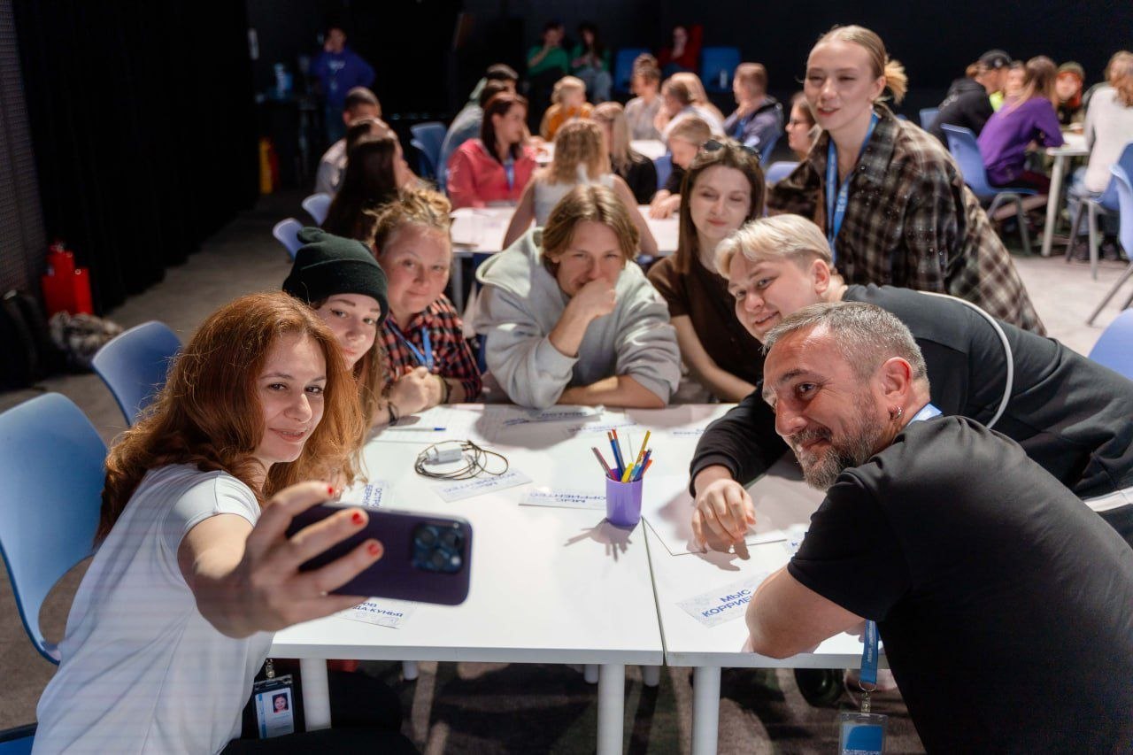 В Академии творческих индустрий «Меганом» (проект «Таврида.АРТ») завершился первый модуль программы «Режиссерская группа: твой старт в кино» В Академии творческих индустрий «Меганом» (проект «Таврида.АРТ») завершился первый модуль программы «Режиссерская группа: твой старт в кино»