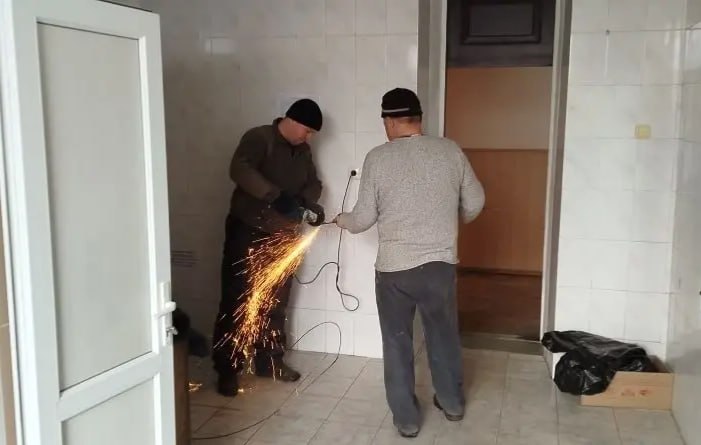 Сергей Желновач: Двое специалистов из региона-шефа провели механическую и химическую очистку сточных вод