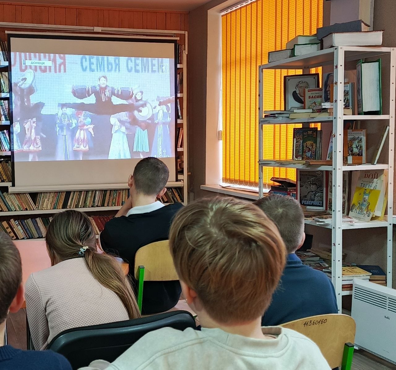 27 марта в ГБОУ «Мироновская школа № 10 г.о. Дебальцево» прошли «Разговоры о важном», посвящённые теме «Год единства народов России в Донецкой Народной Республике» 27 марта в ГБОУ «Мироновская школа № 10 г.о. Дебальцево» прошли «Разговоры о важном», посвящённые теме «Год единства народов России в Донецкой Народной Республике»