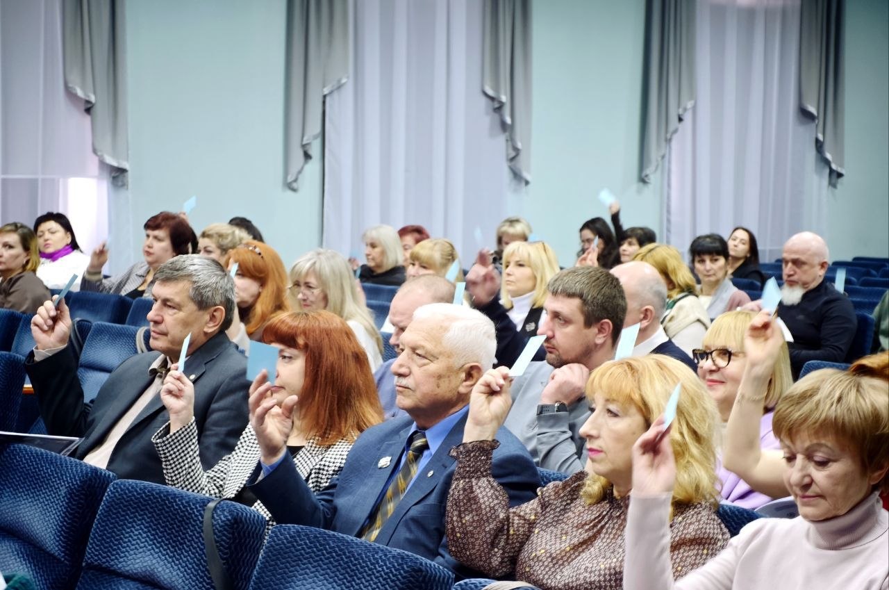 26 марта в Донецке состоялось третье заседание Совета Союза организаций профсоюзов «Федерация профессиональных союзов Донецкой Народной Республики» 26 марта в Донецке состоялось третье заседание Совета Союза организаций профсоюзов «Федерация профессиональных союзов Донецкой Народной Республики»