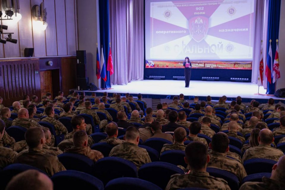 В МБУ «Клуб «Прогресс» г. о. Торез» прошло торжественное мероприятие «Доблесть и честь», посвящённое сразу двум важным датам: 10-летию Федеральной Службы Войск Национальной Гвардии Российской Федерации и 215-летию со дня... В МБУ «Клуб «Прогресс» г. о. Торез» прошло торжественное мероприятие «Доблесть и честь», посвящённое сразу двум важным датам: 10-летию Федеральной Службы Войск Национальной Гвардии Российской Федерации и 215-летию со дня...