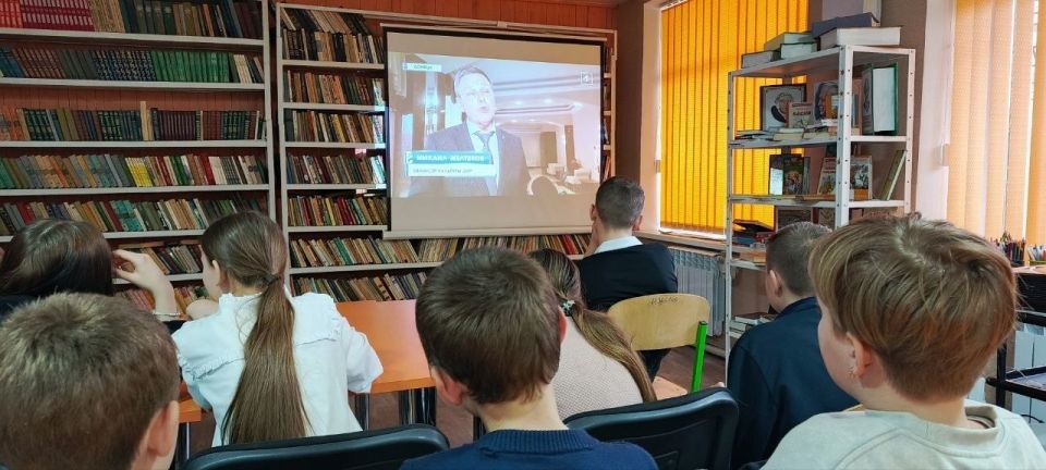 27 марта в ГБОУ «Мироновская школа № 10 г.о. Дебальцево» прошли «Разговоры о важном», посвящённые теме «Год единства народов России в Донецкой Народной Республике» 27 марта в ГБОУ «Мироновская школа № 10 г.о. Дебальцево» прошли «Разговоры о важном», посвящённые теме «Год единства народов России в Донецкой Народной Республике»