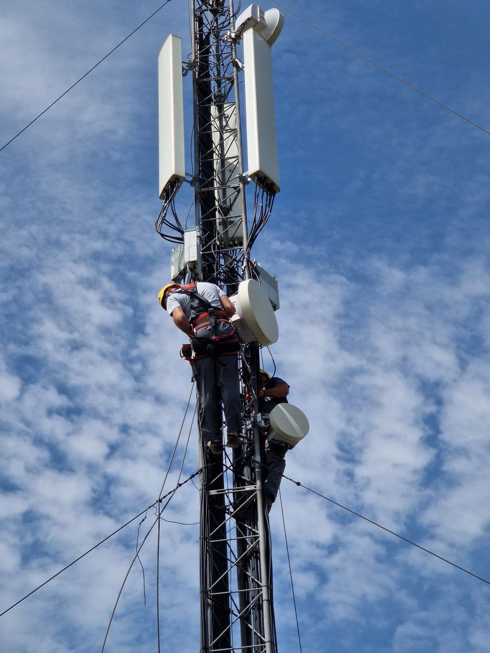 Владимир Ежиков: Продолжается большая работа, о которой редко говорят вслух, но без которой жизнь останавливается Владимир Ежиков: Продолжается большая работа, о которой редко говорят вслух, но без которой жизнь останавливается