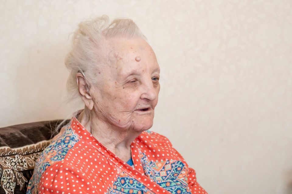 Наталья Никонорова: Cегодня моему подопечному ветерану Анне Васильевне Антоненко завезли обещанный слуховой аппарат Наталья Никонорова: Cегодня моему подопечному ветерану Анне Васильевне Антоненко завезли обещанный слуховой аппарат