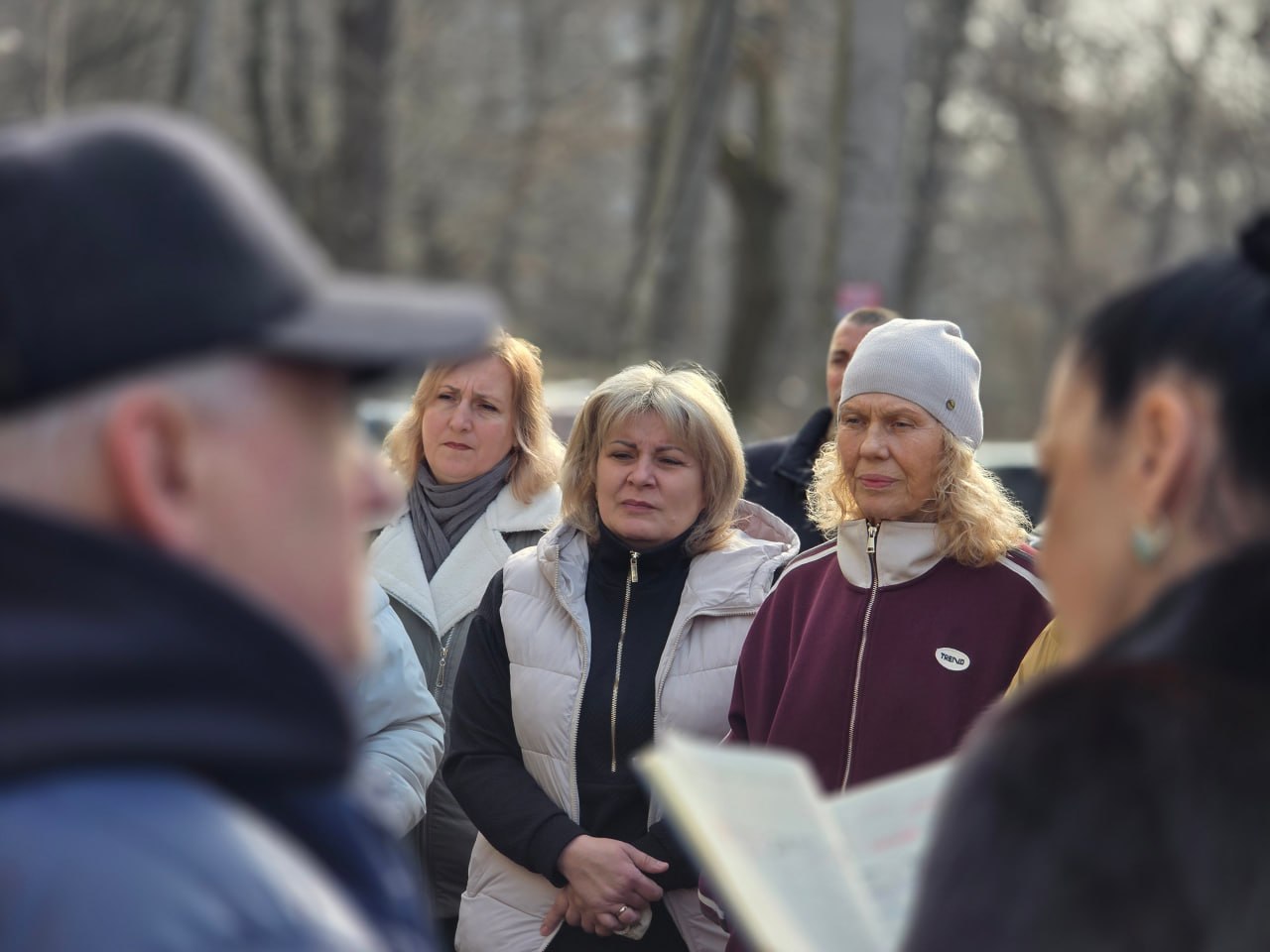 Провел сход с дончанами, проживающими на ул. Васнецова, 5А. Поговорили о наболевшем и наметили конкретные действия по улучшению ситуации Провел сход с дончанами, проживающими на ул. Васнецова, 5А. Поговорили о наболевшем и наметили конкретные действия по улучшению ситуации