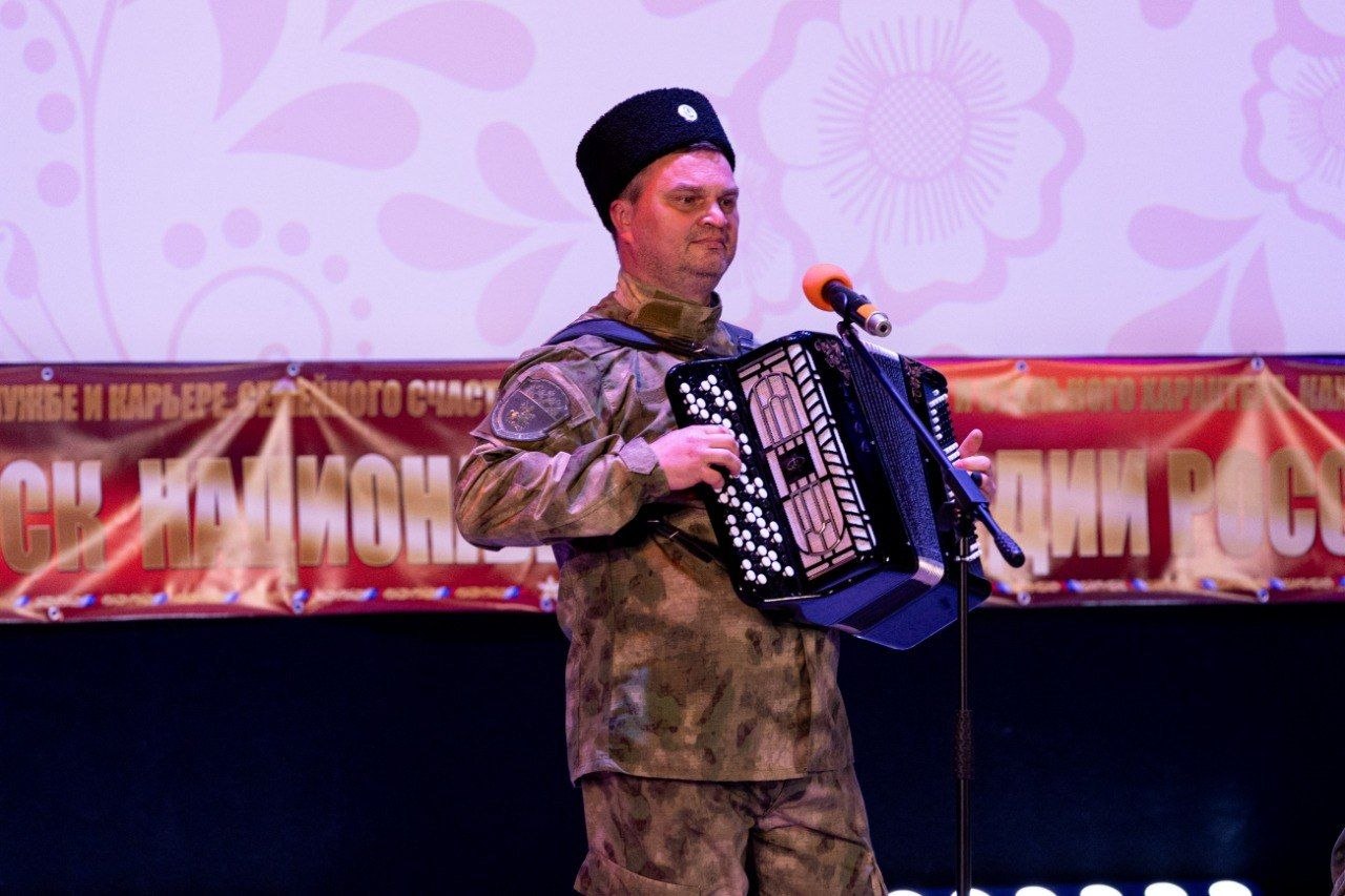 28 марта в МБУ «Клуб «Прогресс» г.о. Торез» прошло торжественное мероприятие, посвященное 10-летию основания войск Росгвардии, на котором чествовали казачий батальон «Таврида» 28 марта в МБУ «Клуб «Прогресс» г.о. Торез» прошло торжественное мероприятие, посвященное 10-летию основания войск Росгвардии, на котором чествовали казачий батальон «Таврида»