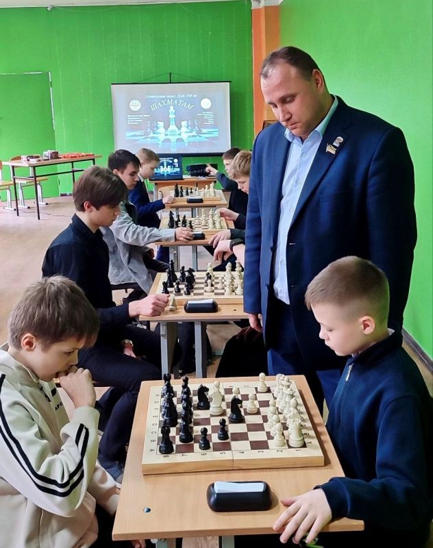 Шахматное первенство в городе Торезе Шахматное первенство в городе Торезе