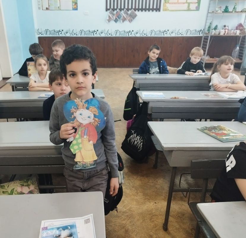 Неделя детской книги: Путешествие в мир сказок и единства Неделя детской книги: Путешествие в мир сказок и единства
