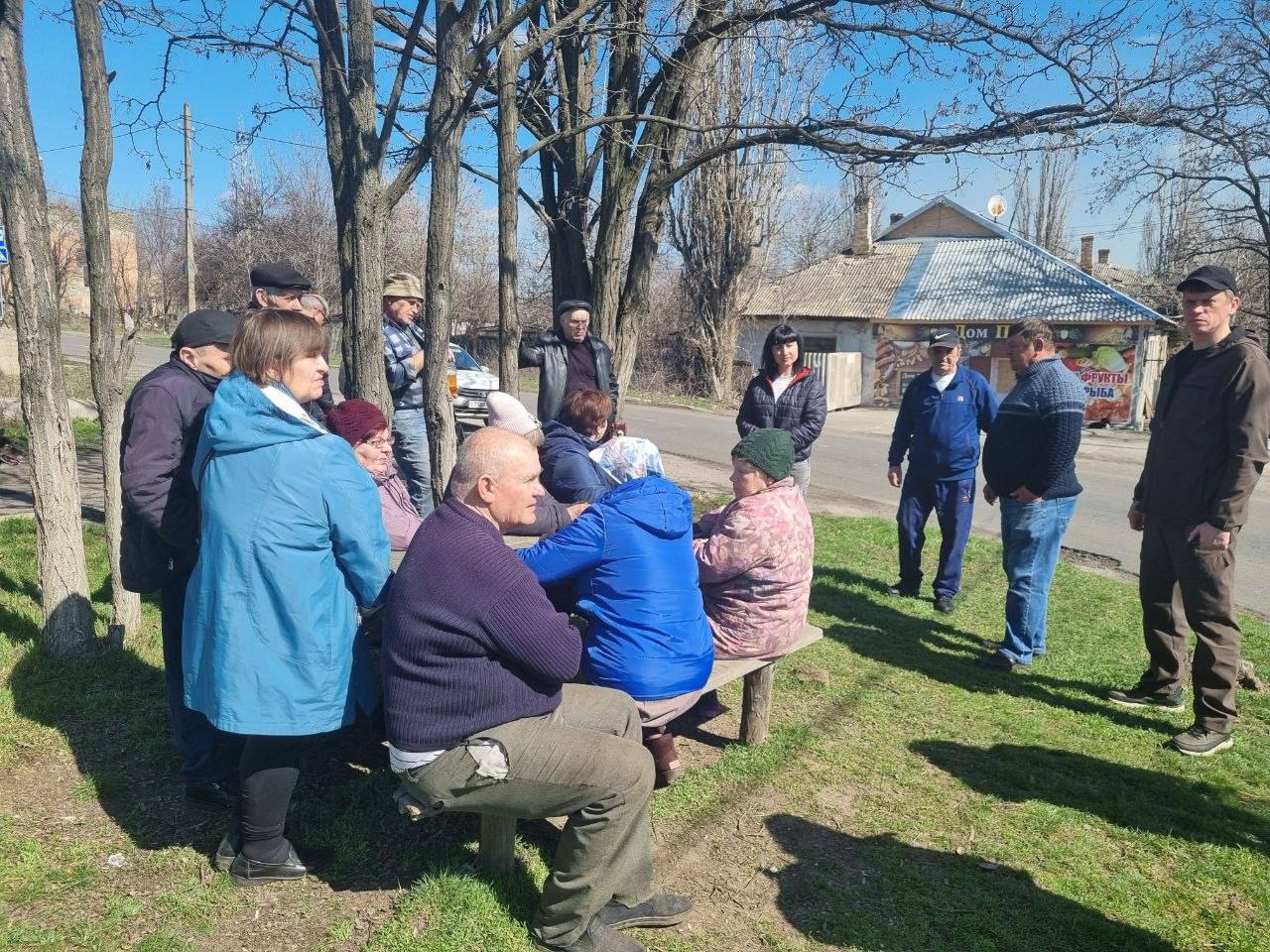 В пгт Широкое прошла третья встреча Юлии Михайленко с жителями в эту субботу