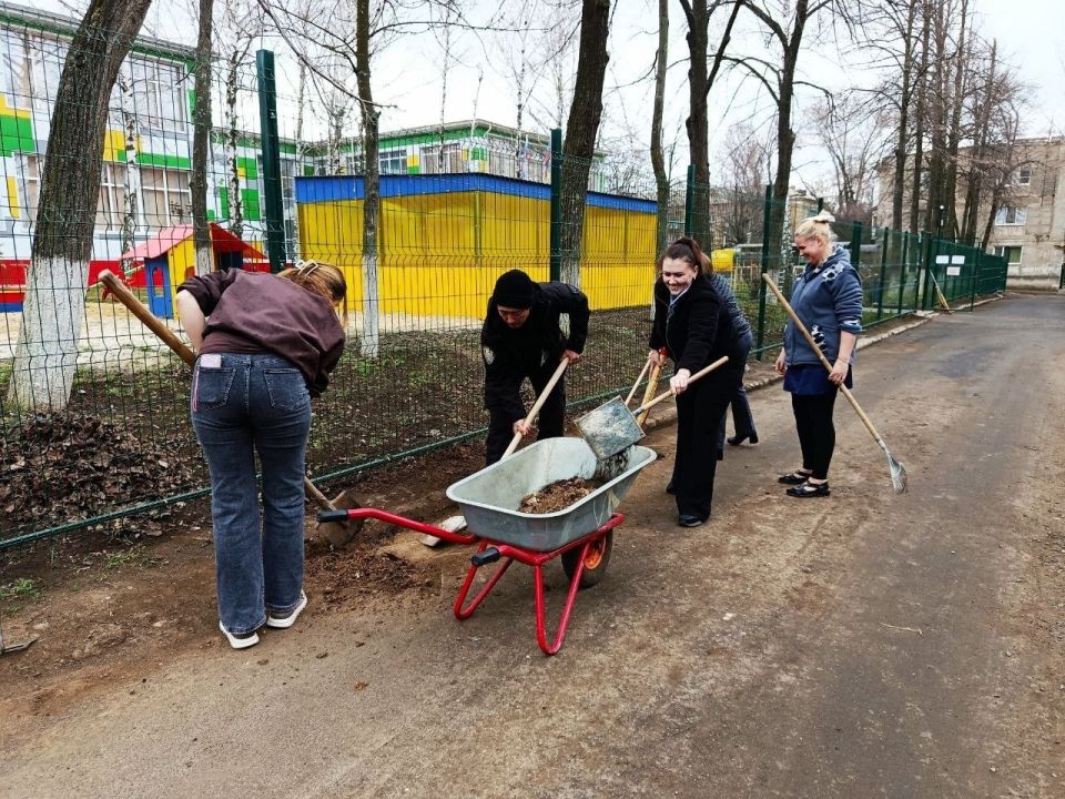Муниципальный субботник прошел в Старобешевском округе Муниципальный субботник прошел в Старобешевском округе