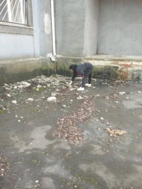 Сегодня сотрудники МБУ «Харцызский городской Дворец культуры» приняли участие в республиканском субботнике на территории сквера у Дворца культуры им. К. Маркса, были убраны поросли, сухостой и прошлогодняя листва, также было...