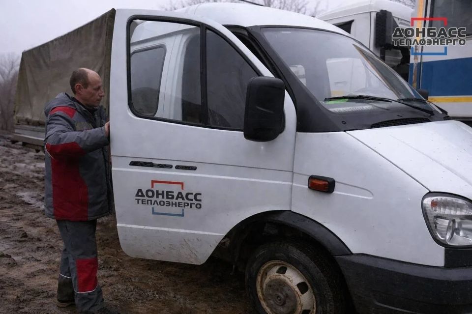 ОНИ ОБЕСПЕЧИВАЮТ МОБИЛЬНОСТЬ РАБОТЫ ПРЕДПРИЯТИЯ: АВТОТРАНСПОРТНАЯ СЛУЖБА ФИЛИАЛА «СНЕЖНОЕТЕПЛОСЕТЬ» ОНИ ОБЕСПЕЧИВАЮТ МОБИЛЬНОСТЬ РАБОТЫ ПРЕДПРИЯТИЯ: АВТОТРАНСПОРТНАЯ СЛУЖБА ФИЛИАЛА «СНЕЖНОЕТЕПЛОСЕТЬ»