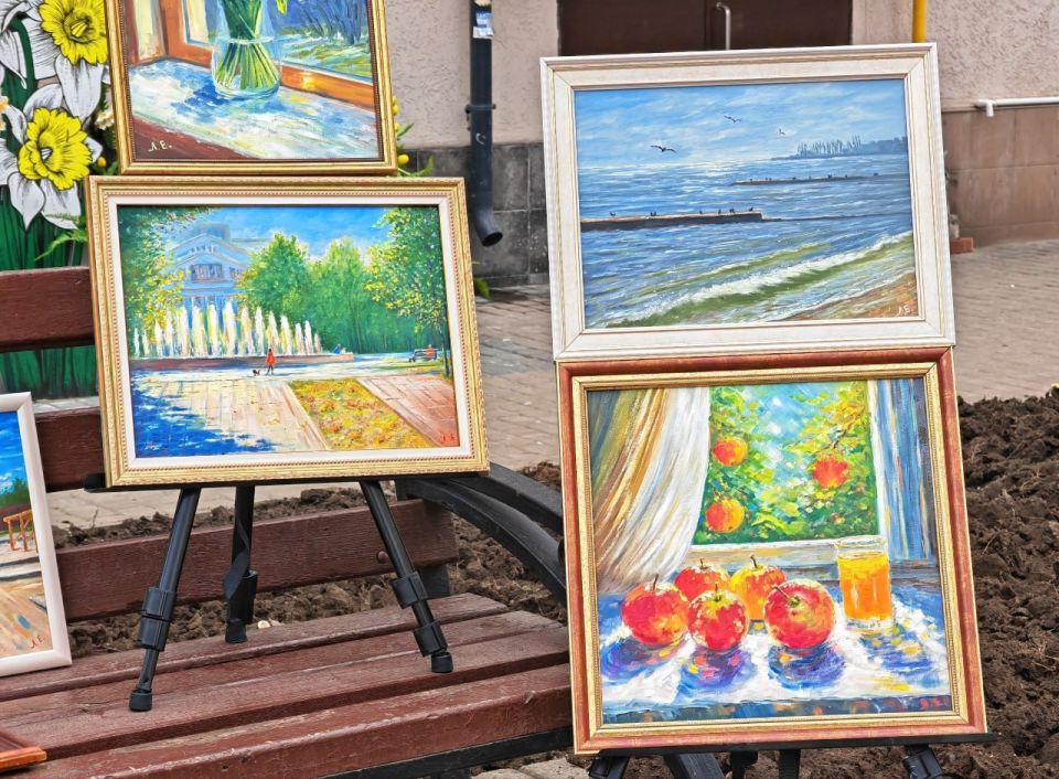 Праздничная ярмарка и первые пешие экскурсии: в Мариуполе официально открыли новый туристический сезон Праздничная ярмарка и первые пешие экскурсии: в Мариуполе официально открыли новый туристический сезон