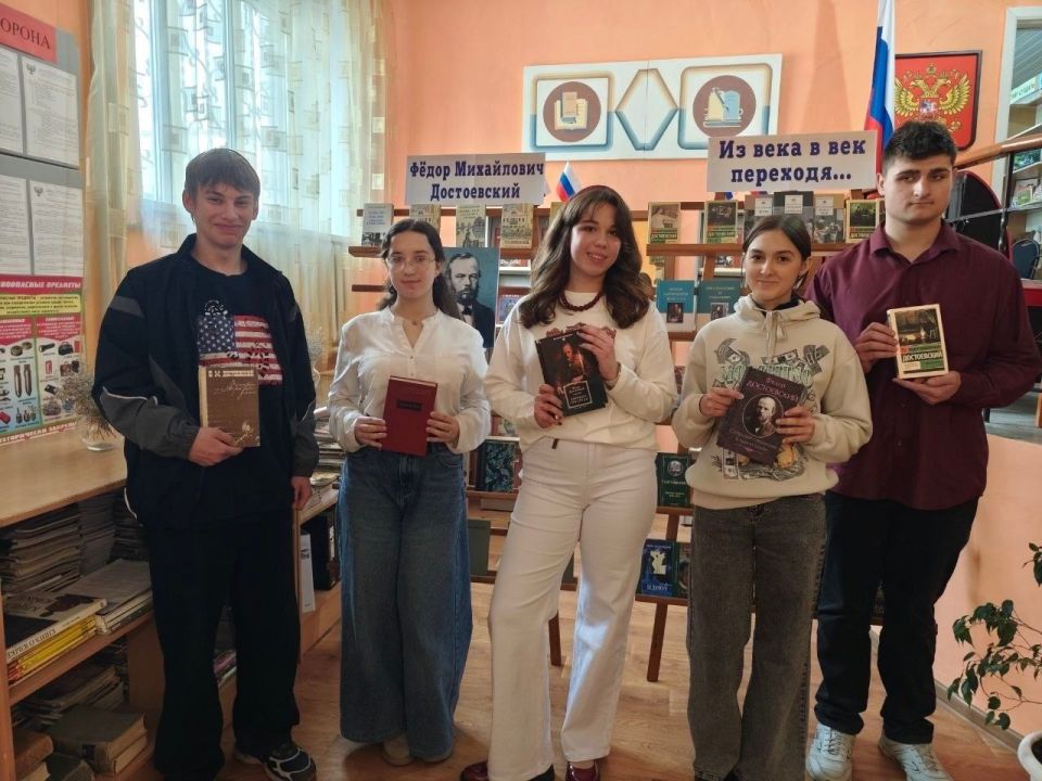 Достоевский для молодых: В Докучааевске прошла встреча, которая вдохновляет Достоевский для молодых: В Докучааевске прошла встреча, которая вдохновляет