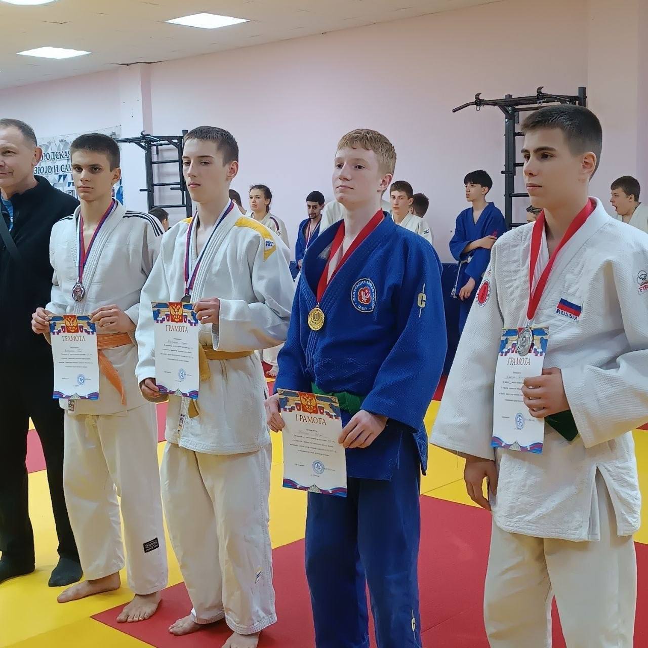 29 марта в г.Донецке прошло открытое Первенство г.Донецка по дзюдо среди юношей и девушек 2010-2012 гг.р.и Чемпионат среди мужчин и женщин 29 марта в г.Донецке прошло открытое Первенство г.Донецка по дзюдо среди юношей и девушек 2010-2012 гг.р.и Чемпионат среди мужчин и женщин