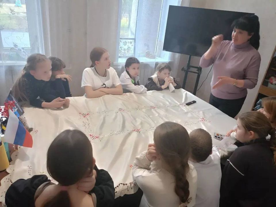 Сегодня, с участниками детских студий МБУ "Городской дом культуры" пгт Сегодня, с участниками детских студий МБУ "Городской дом культуры" пгт