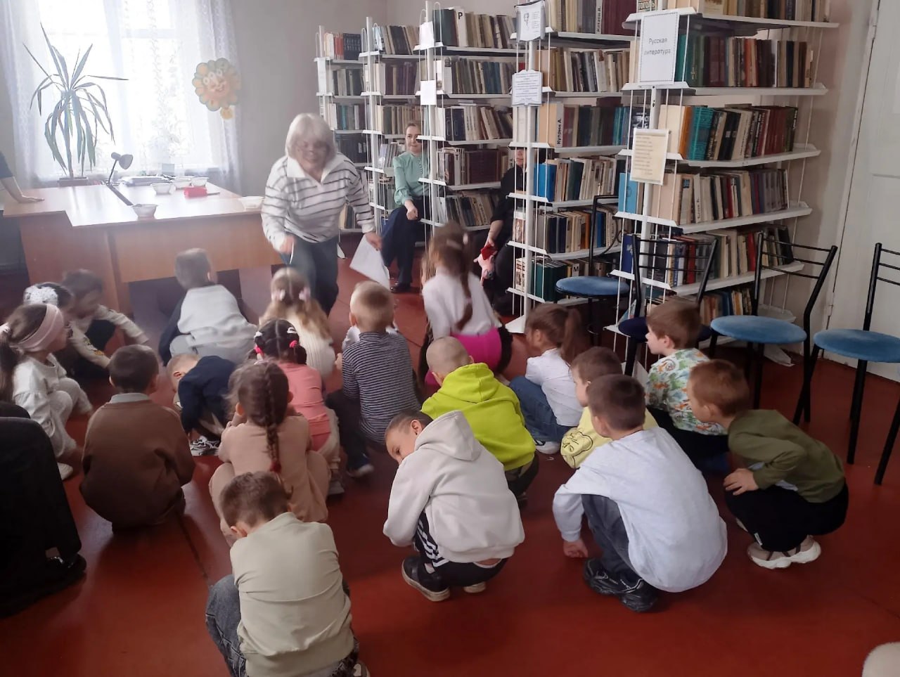 Сегодня в библиотеке-филиале № 6 прошло торжественное открытие Недели детской книги – «В книжном царстве, библиотечном государстве» Сегодня в библиотеке-филиале № 6 прошло торжественное открытие Недели детской книги – «В книжном царстве, библиотечном государстве»