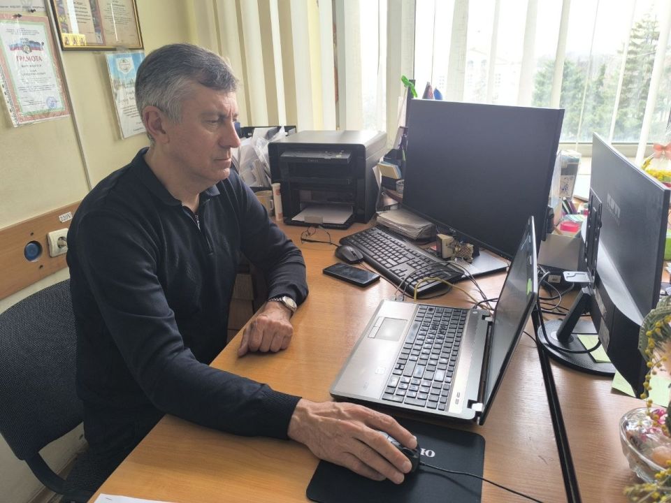 Иван Адамец: Сегодня, 30 марта, в Куйбышевском, Петровском и Калининском районах состоялся межрайонный вебинар для всех желающих подать заявку на премию #МЫВМЕСТЕ-2026 Иван Адамец: Сегодня, 30 марта, в Куйбышевском, Петровском и Калининском районах состоялся межрайонный вебинар для всех желающих подать заявку на премию #МЫВМЕСТЕ-2026