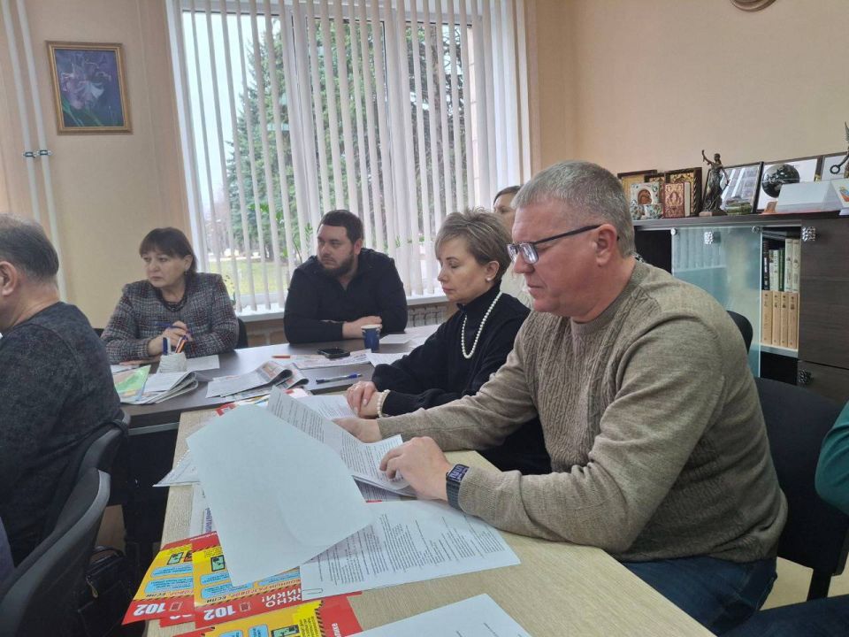 В пятницу, 27 марта, состоялось 61-е заседание Ясиноватского муниципального совета Донецкой Народной Республики В пятницу, 27 марта, состоялось 61-е заседание Ясиноватского муниципального совета Донецкой Народной Республики